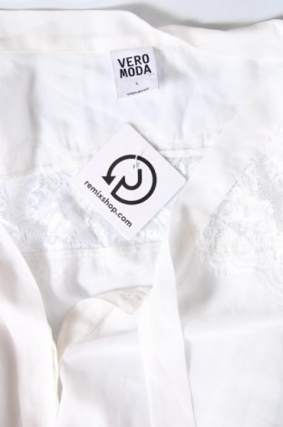 Дамска риза Vero Moda, Размер L, Цвят Бял, Цена 11,40 лв.