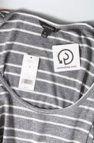 Дамска тениска Banana Republic, Размер M, Цвят Сив, Цена 58,90 лв.