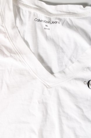Γυναικείο t-shirt Calvin Klein Jeans, Μέγεθος XXL, Χρώμα Λευκό, Τιμή 35,72 €