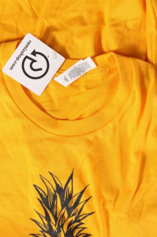 Γυναικείο t-shirt Canvas, Μέγεθος S, Χρώμα Κίτρινο, Τιμή 4,42 €