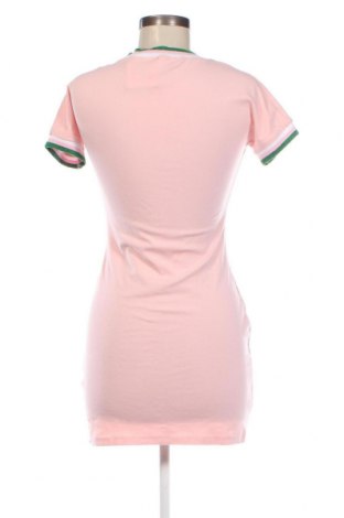 Γυναικείο t-shirt EMMA & ASHLEY, Μέγεθος M, Χρώμα Ρόζ , Τιμή 3,79 €