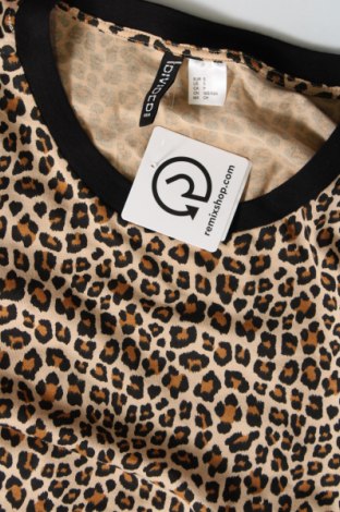 Γυναικείο t-shirt H&M Divided, Μέγεθος S, Χρώμα Πολύχρωμο, Τιμή 3,77 €