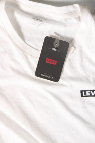 Дамска тениска Levi's, Размер M, Цвят Бял, Цена 55,80 лв.