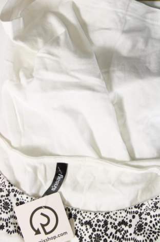 Дамска тениска Sinsay, Размер L, Цвят Бял, Цена 13,04 лв.