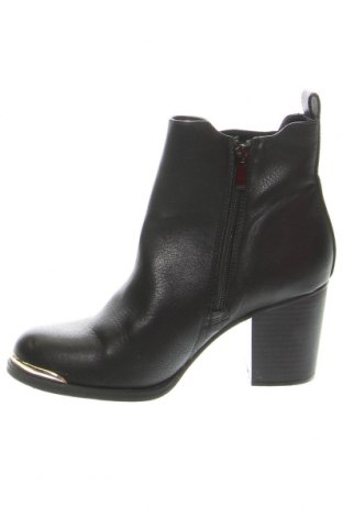 Botine de damă, Mărime 38, Culoare Negru, Preț 71,05 Lei