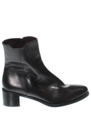 Dámské boty , Velikost 38, Barva Černá, Cena  1 243,00 Kč
