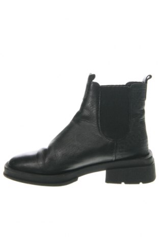 Dámské boty , Velikost 36, Barva Černá, Cena  1 076,00 Kč