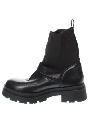 Botine de damă, Mărime 38, Culoare Negru, Preț 102,99 Lei