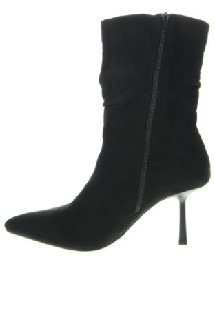 Damen Stiefeletten About You, Größe 41, Farbe Schwarz, Preis 47,94 €