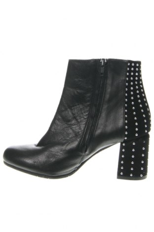 Botine de damă Albano, Mărime 37, Culoare Negru, Preț 204,93 Lei