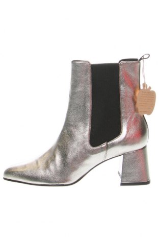 Damen Stiefeletten Apple of Eden, Größe 38, Farbe Silber, Preis 75,13 €