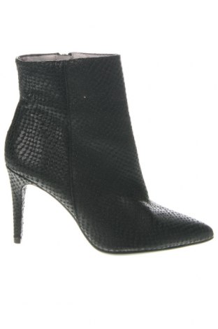 Botine de damă Catwalk, Mărime 39, Culoare Negru, Preț 128,29 Lei