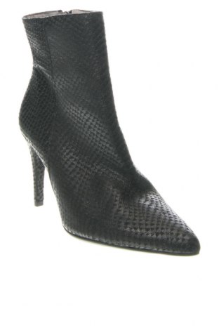 Dámské boty  Catwalk, Velikost 39, Barva Černá, Cena  684,00 Kč
