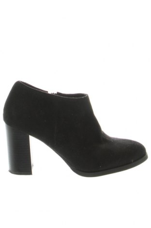 Dámské boty  Esmara, Velikost 38, Barva Černá, Cena  605,00 Kč