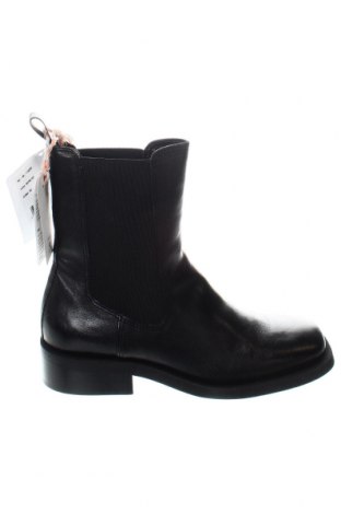 Dámské boty  MJUS, Velikost 40, Barva Černá, Cena  1 895,00 Kč