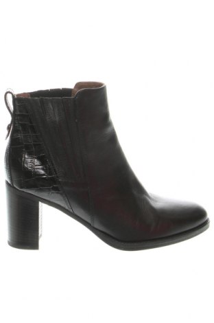 Botine de damă Nero Giardini, Mărime 40, Culoare Negru, Preț 190,99 Lei