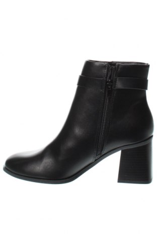 Dámské boty  New Look, Velikost 39, Barva Černá, Cena  558,00 Kč