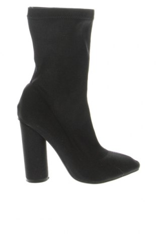 Botine de damă Pretty Little Thing, Mărime 37, Culoare Negru, Preț 78,95 Lei