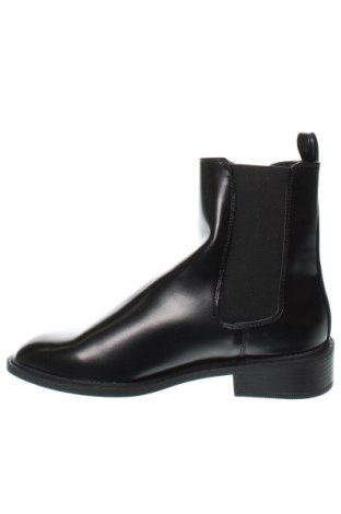 Dámské boty  Primark, Velikost 39, Barva Černá, Cena  344,00 Kč