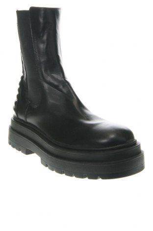 Botine de damă Pull&Bear, Mărime 39, Culoare Negru, Preț 157,89 Lei