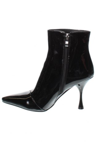 Botine de damă Raid, Mărime 39, Culoare Negru, Preț 113,98 Lei