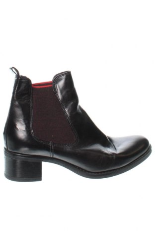 Botine de damă Relax, Mărime 37, Culoare Negru, Preț 128,99 Lei