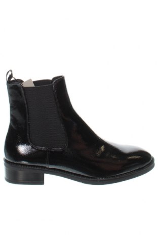 Botine de damă Tamaris, Mărime 38, Culoare Negru, Preț 253,29 Lei