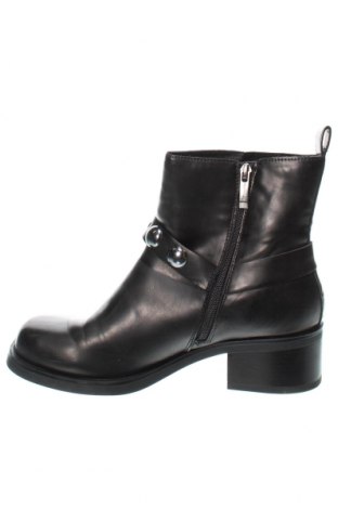 Botine de damă Tamaris, Mărime 40, Culoare Negru, Preț 230,27 Lei