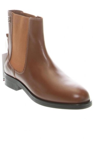 Botine de damă Tommy Hilfiger, Mărime 39, Culoare Maro, Preț 508,39 Lei