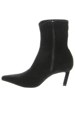 Dámské boty  Topshop, Velikost 39, Barva Černá, Cena  1 015,00 Kč