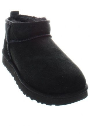 Dámské boty  UGG Australia, Velikost 40, Barva Černá, Cena  3 090,00 Kč