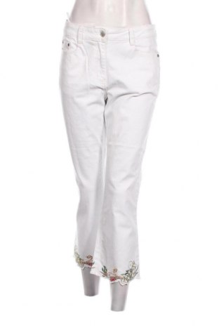 Γυναικείο Τζίν, Μέγεθος M, Χρώμα Λευκό, Τιμή 8,46 €