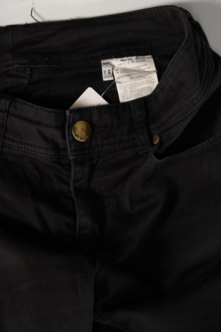 Blugi de femei Armani Jeans, Mărime M, Culoare Negru, Preț 230,66 Lei