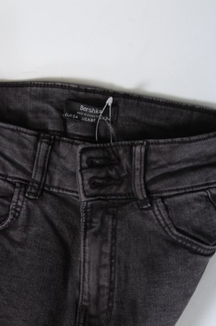 Damen Jeans Bershka, Größe XS, Farbe Grau, Preis € 7,60