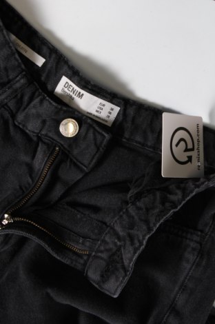Damen Jeans Bershka, Größe M, Farbe Schwarz, Preis 9,62 €