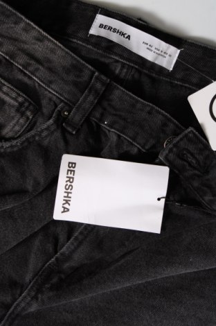 Damen Jeans Bershka, Größe L, Farbe Schwarz, Preis 14,40 €