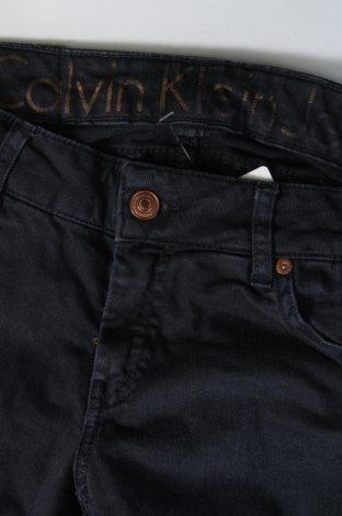 Дамски дънки Calvin Klein Jeans, Размер M, Цвят Син, Цена 47,90 лв.