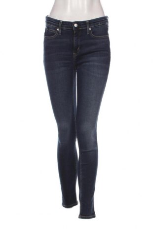 Γυναικείο Τζίν Calvin Klein Jeans, Μέγεθος M, Χρώμα Μπλέ, Τιμή 80,41 €