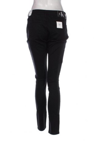 Blugi de femei Calvin Klein Jeans, Mărime M, Culoare Negru, Preț 256,58 Lei