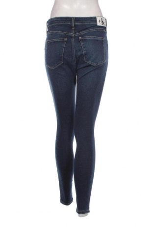 Dámske džínsy  Calvin Klein Jeans, Veľkosť M, Farba Modrá, Cena  40,21 €