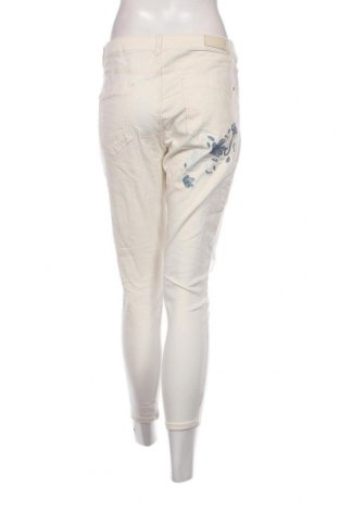 Damen Jeans Clockhouse, Größe XL, Farbe Ecru, Preis 10,09 €