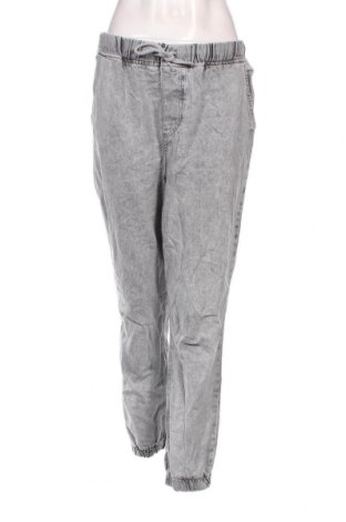 Damen Jeans Defacto, Größe L, Farbe Grau, Preis 10,09 €