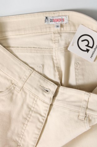 Damen Jeans Designer S, Größe M, Farbe Ecru, Preis 8,45 €