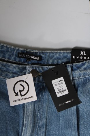 Damen Jeans Fashion nova, Größe XL, Farbe Blau, Preis 20,18 €
