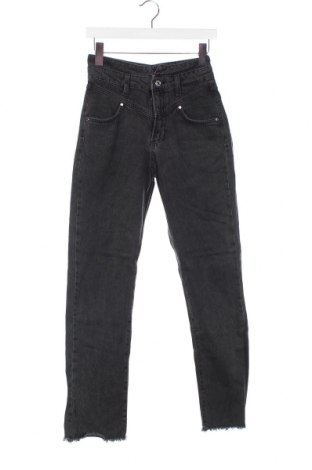 Damen Jeans Guess, Größe S, Farbe Grau, Preis € 21,87