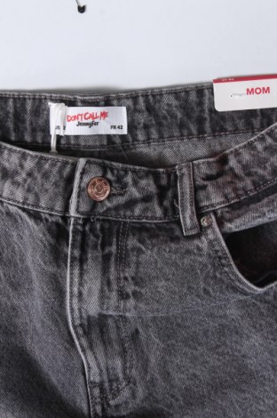 Damen Jeans Jennyfer, Größe L, Farbe Grau, Preis 10,67 €