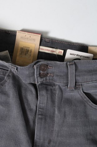 Γυναικείο Τζίν Levi's, Μέγεθος M, Χρώμα Γκρί, Τιμή 44,33 €