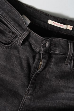 Дамски дънки Levi's, Размер M, Цвят Черен, Цена 36,49 лв.