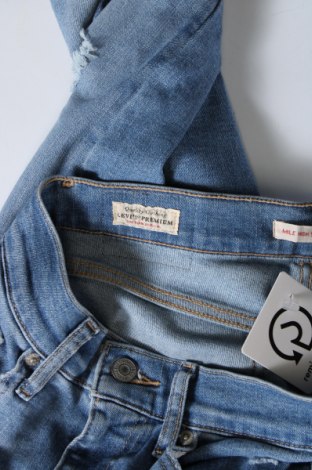 Γυναικείο Τζίν Levi's, Μέγεθος S, Χρώμα Μπλέ, Τιμή 20,99 €