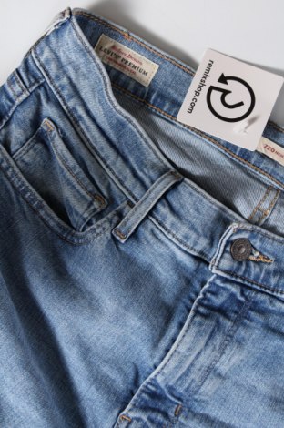 Γυναικείο Τζίν Levi's, Μέγεθος M, Χρώμα Μπλέ, Τιμή 35,46 €